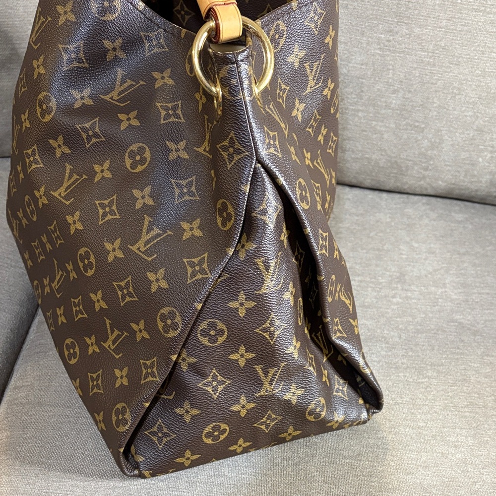 Authentic Louis Vuitton Artsy MM Monogram Hobo Rank A w/ Dust Bag - Picture 5 of 13